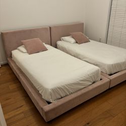 Pink Velvet Twin Bed For Girls