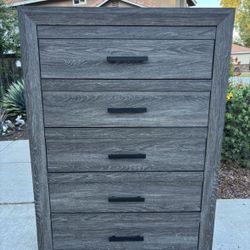 Gray Modern Dresser Chest of Drawers Furniture Excellent Condition Originally $1,000