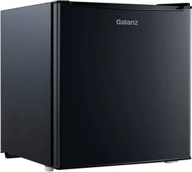 Galanz 1.7 Cu Ft Black