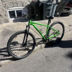 CANNONDALE TRAIL 7 (MD) Mountain bike