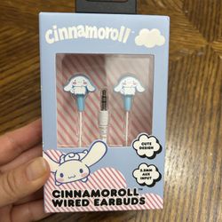 NWT Licensed Cinnamoroll wired earbuds