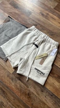 Essentials shorts light oak