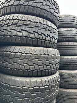 Vendo un set de llantas usadas 255/50r20 cooper en buenas condiciones