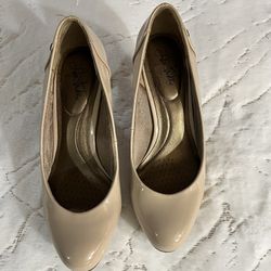 Life stride heels $25