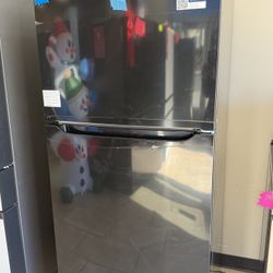 Frigidaire Fridge 