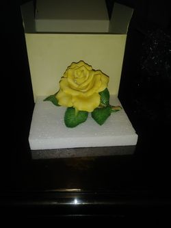 ROSA MARCA LENOX.