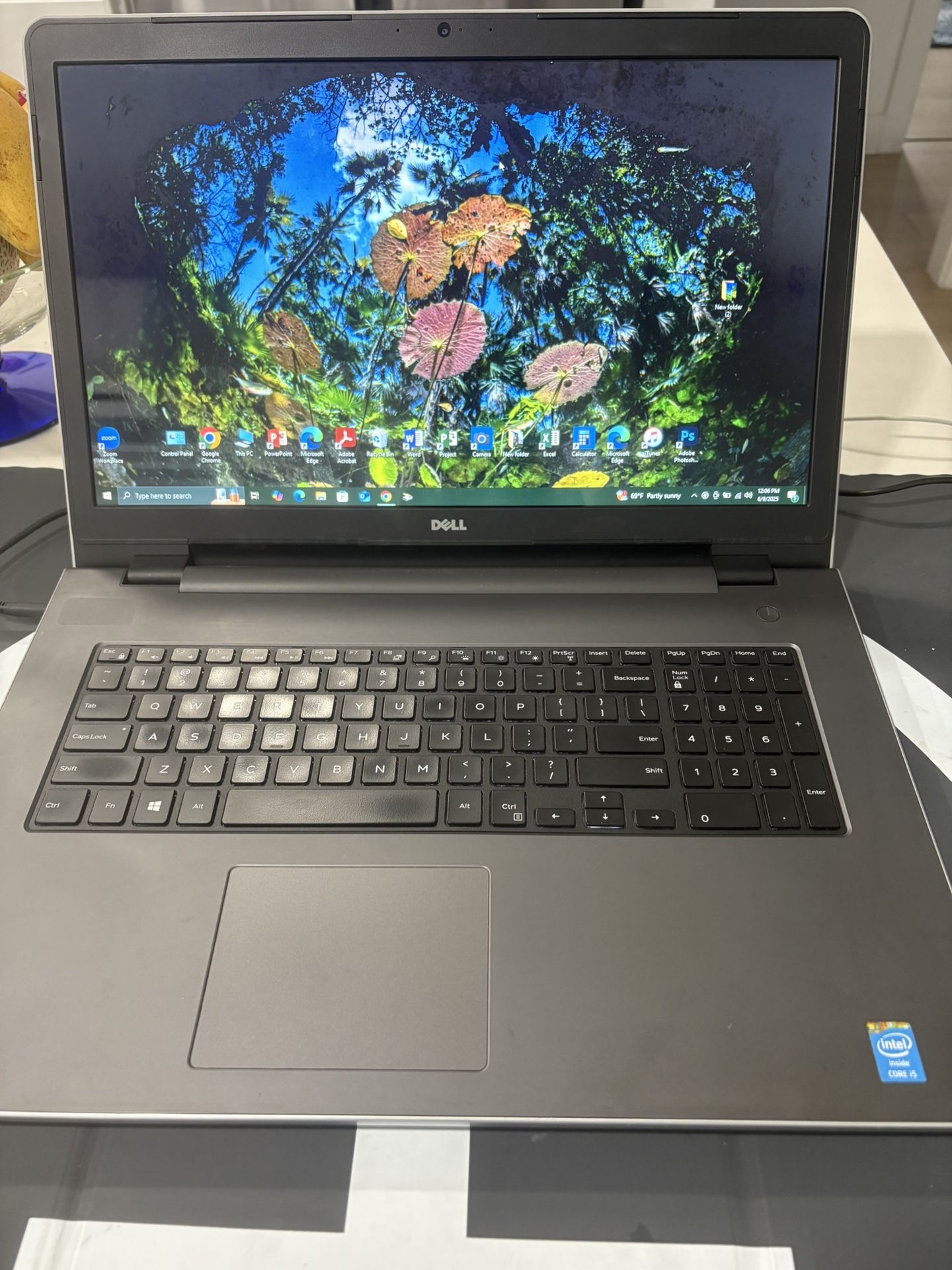 i5…i5…i5…i5. DELL INSPIRON model # 5758 LAPTOP WINDOWS 10 Professional ……… FULLY LOADED with MICROSOFT and PHOTOSHOP … installed and activated. (Y