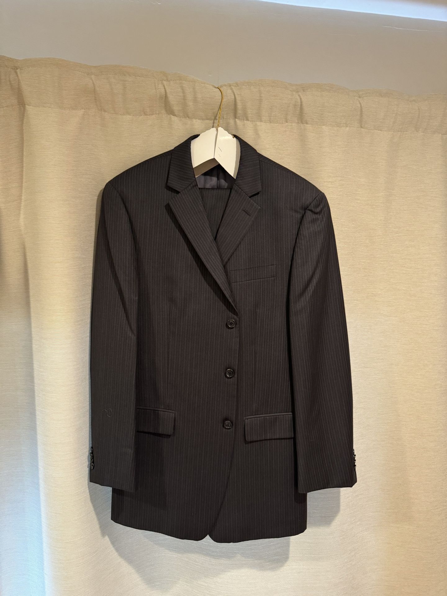 SUIT MEN Michael Kors Size: jacket 42, pants slim 32 long 