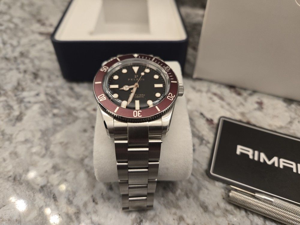 Rimalti Peleus Seiko NH 35 Automatic 200 Meter Dive Watch