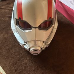 ant man helmet