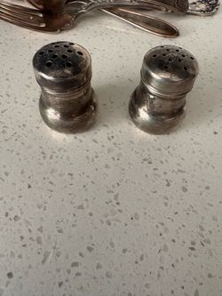 Vintage silverplated s&p shakers
