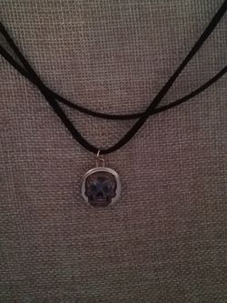 Leather choker with interchangeable charm