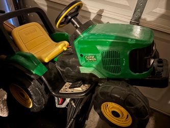 John Deere Farm Power 12 Volt Ride On Tractor Kids ( New Battery