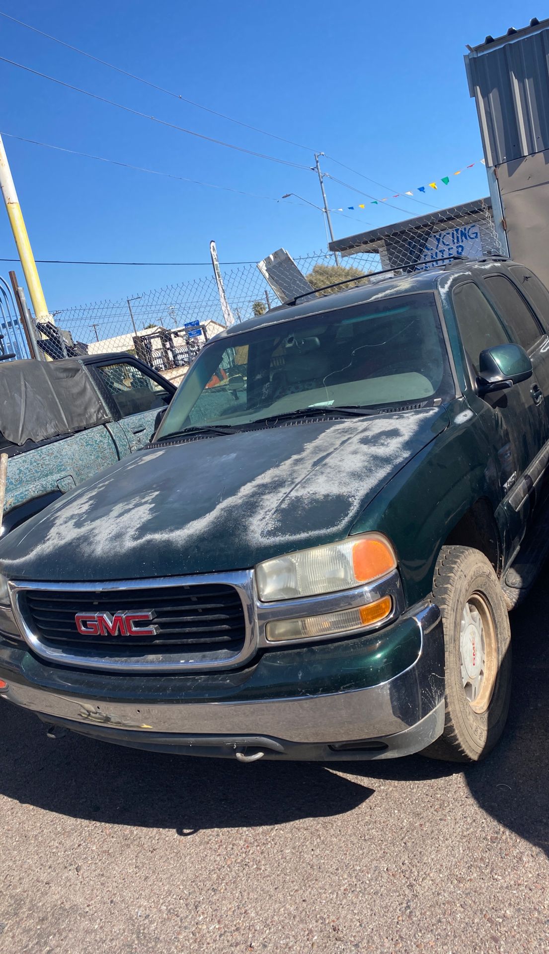 Parting out 01 GMC Yukon or $1000 for the hole truck