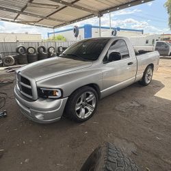 2005 Dodge Ram 1500 5.7L Hemi