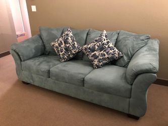 Ashley Darcy Sofa
