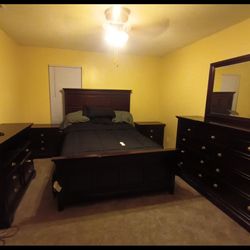 Beautiful Brown 8 Pc Full Bedroom Set