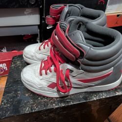 Reebok Alien Stomper Sz 12 Brand New