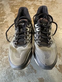 ASICS GT 2000 7 size 9.5 men’s