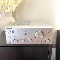 Onkyo Amp