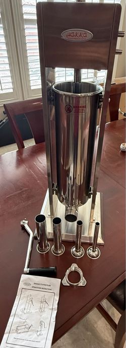Sausage stuffer Sausage maker hunt season coming up.