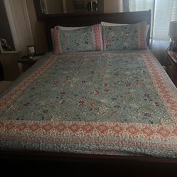 Queen Mattress And Bedframe