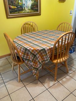 Kitchen table