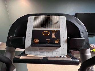 Elliptical Machine with Console Display