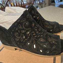 WOMENS BOOTIES SHOE NEW SIZE 10