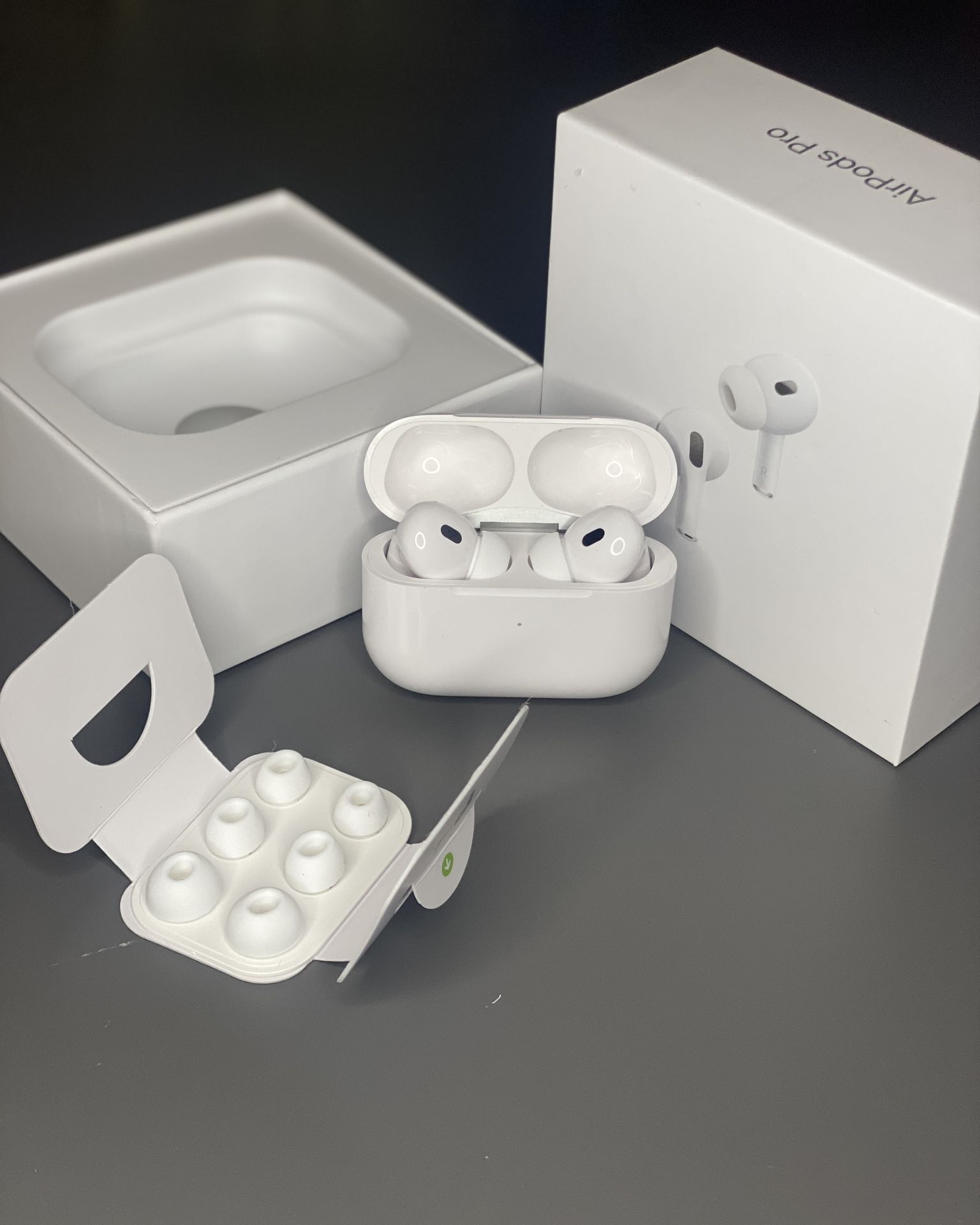 AirPod Pro 2s