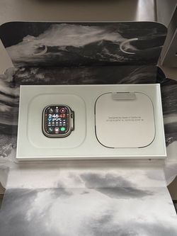Apple Watch Ultra 3 49mm Titanium With Titanium Milanese Loop –AT&T LOCKED/ COMPATIBLE - Excellent Condition – $500 OBO