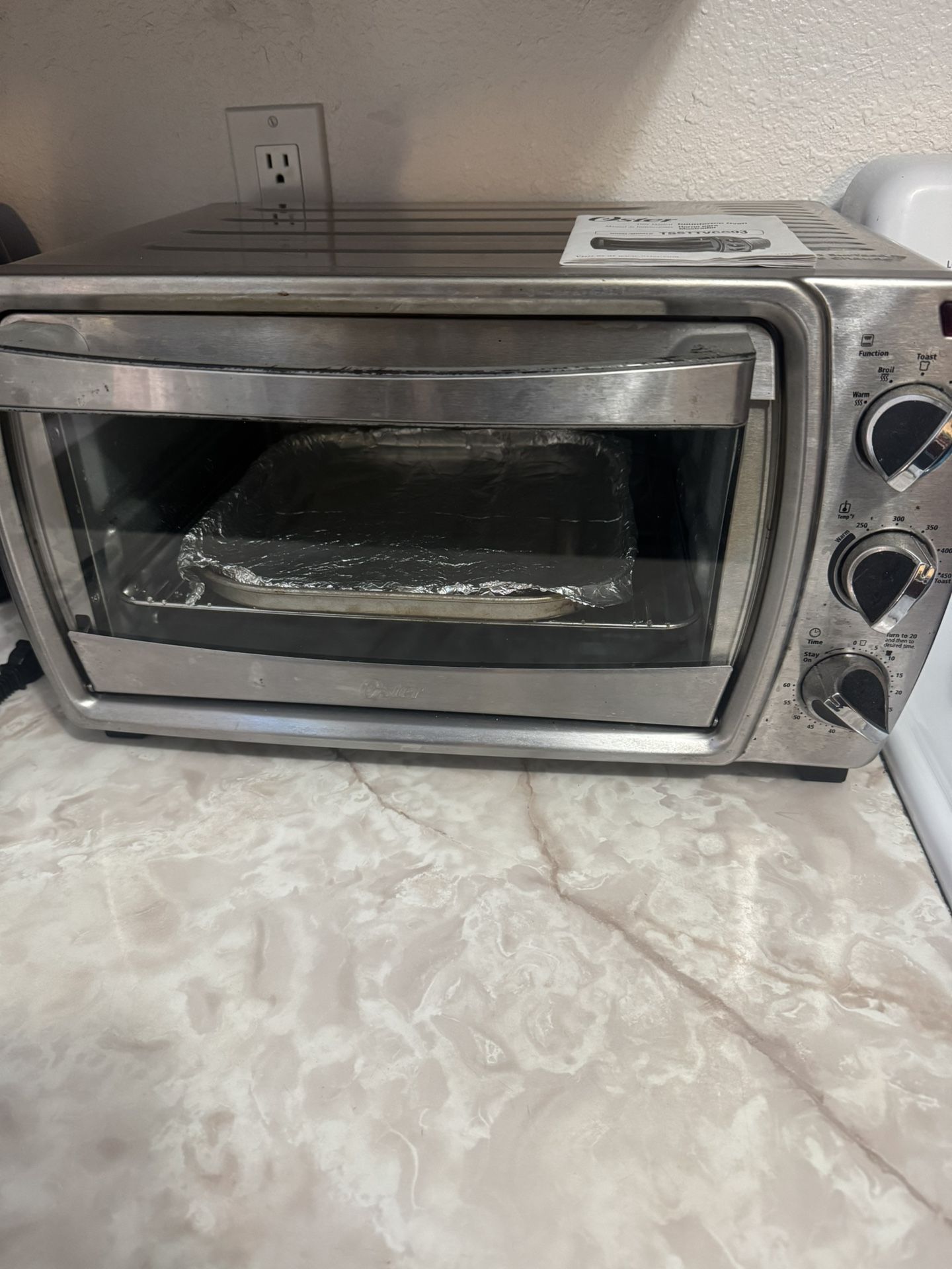Oven Oster $60 In Good Conditions