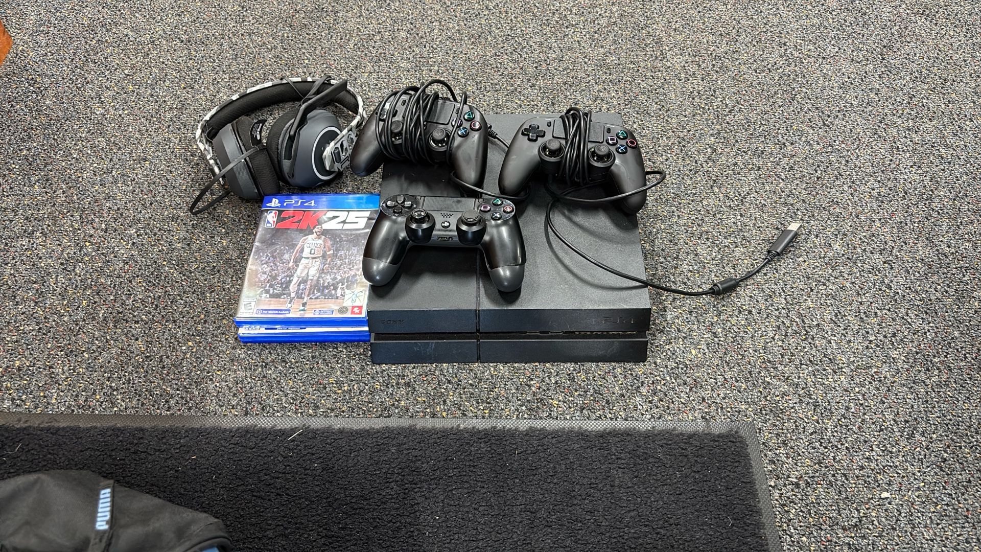 PS4 Slim
