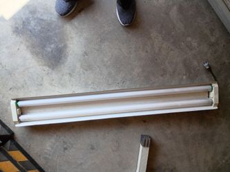 HANGING SHOP LIGHT