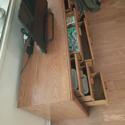 Lenoir house dresser