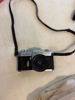 Yashica TL super film camera