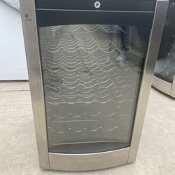 Wine Cooler usada $130