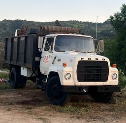 1975 Ford 7000 Diesel Dump Truck