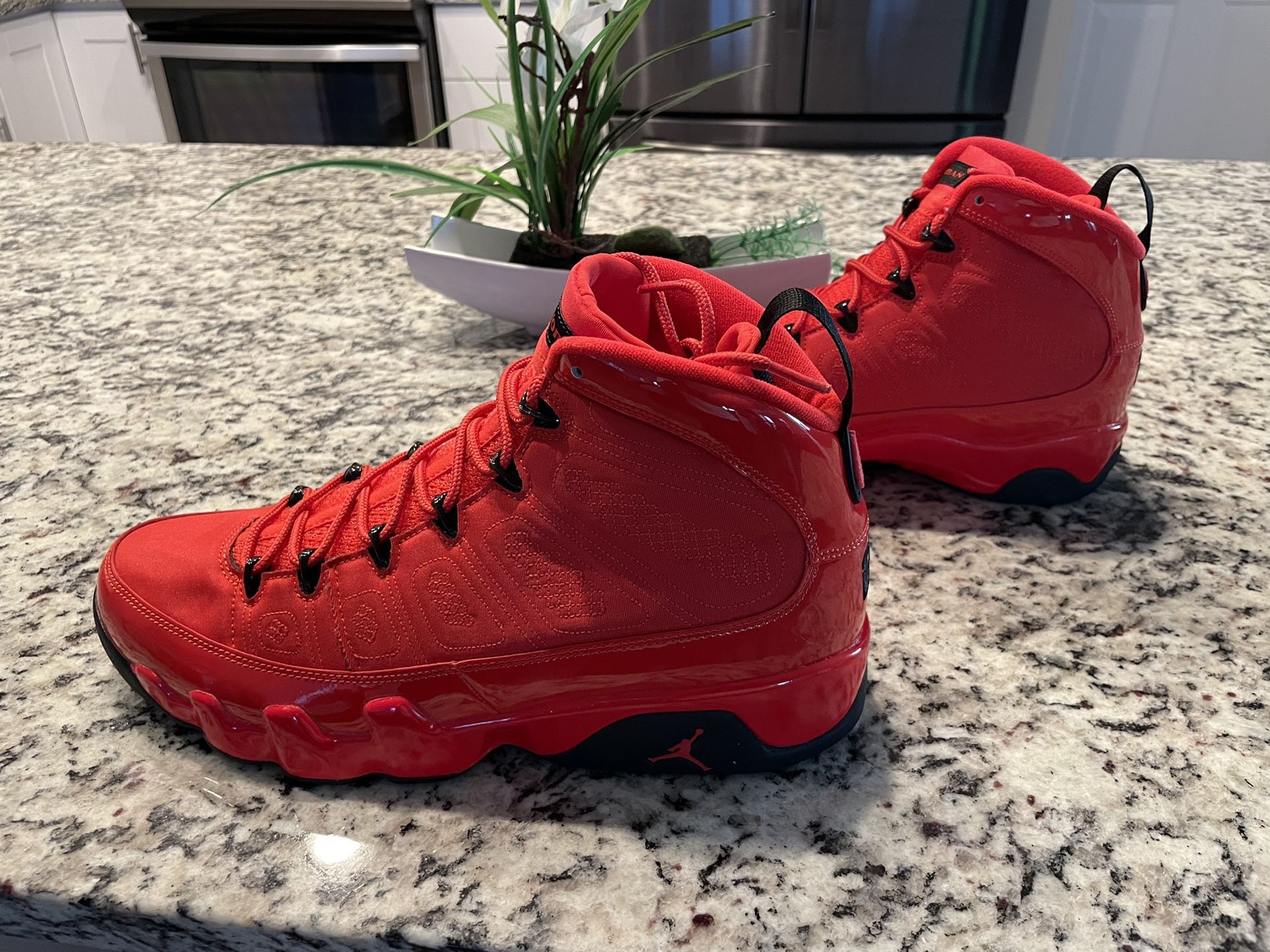 Jordan Retro 9 (Chile Red)