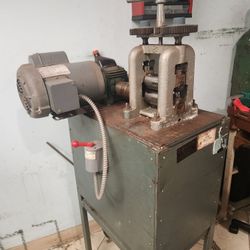 Electrical Laminator Machine