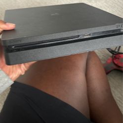 PS4 Very Good Condition Throw A Price
