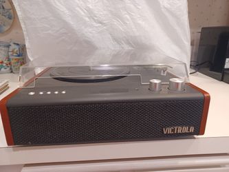 Victrola Brighton VTA-71 Turntable
