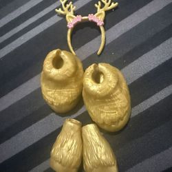 Lot Of 5 Barbie Gold Horse Shoes Horseshoe Antlers Fashion Accessories