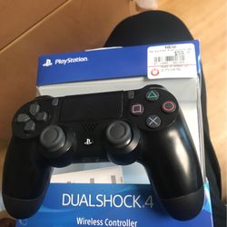 PS4 Controller