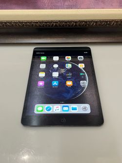 Apple iPad Mini 2nd Gen Black A1489 32GB Tablet 7.9” iOS 12.5.8 - $29
