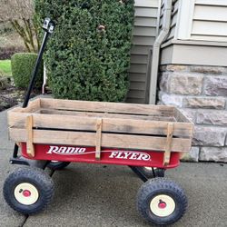 Classic Radio Flyer Wagon – Good Condition