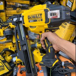 Dewalt 20v Cordless XR Framing Nailer 21 Tool Only 