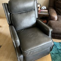 Recliner