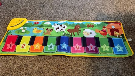 Floor piano mat