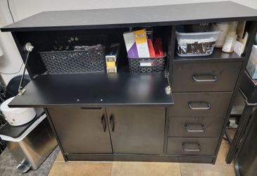 Cabinet work station $30